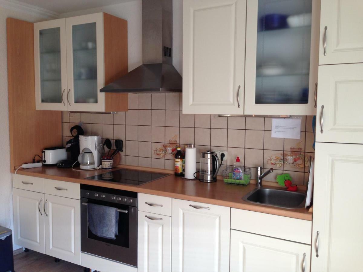 Ferienwohnung Mit Garten In Koeln Eksteriør bilde